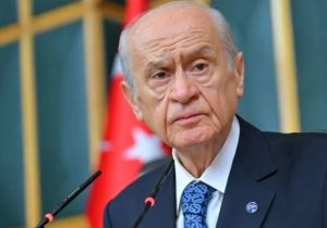 Kıbrıs görüşmeleri sürerken Bahçeli’den Maraş ve federasyon çıkışı: “Federasyon hayal, Maraş ve liman kabul edilemez”