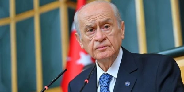 Kıbrıs görüşmeleri sürerken Bahçeli’den Maraş ve federasyon çıkışı: “Federasyon hayal, Maraş ve liman kabul edilemez”