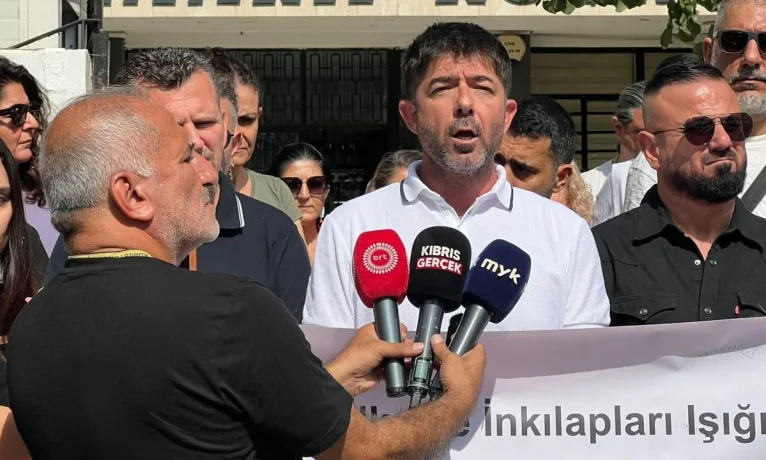 TMK’de din öğretmeni yeniden sınıfa gönderildi: KTOEÖS bugün de grev kararı aldı