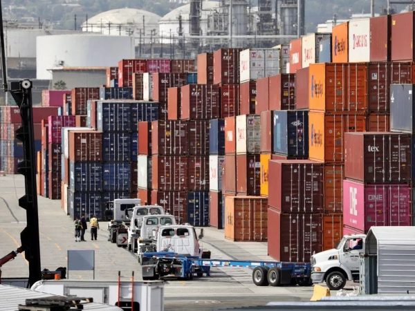 Güneyin kasasına liman ve havalimanlarından 1,57 milyar euro girdi